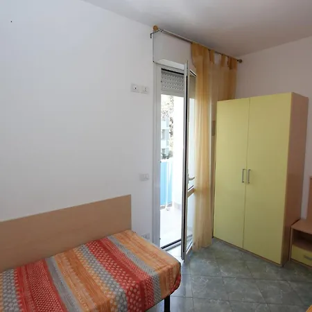 Spacious Duplex By The *